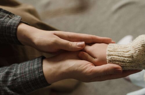 CT Calma artykuł Jak wspierać rozwój poznawczy nastolatka w domu Proste działania, które robią wielką różnicę