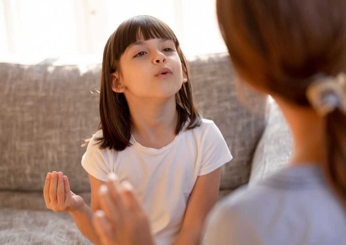 Jąkanie to nie tylko problem z mową – psychologiczne podejście do terapii dzieci i młodzieży